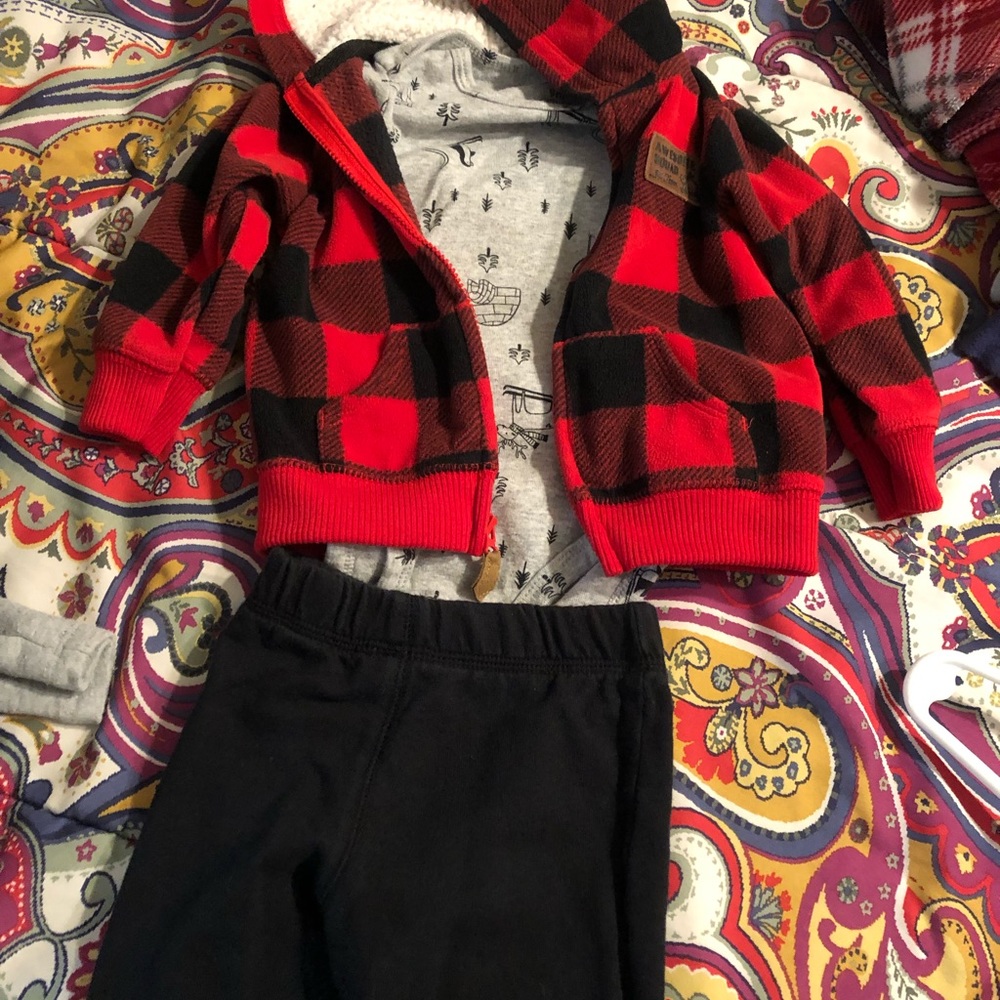Carter’s 3 piece baby boy outfit